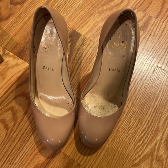 Louboutin Simple Pump in Nude Patent Calf - sz 36 - Picture 5 of 6